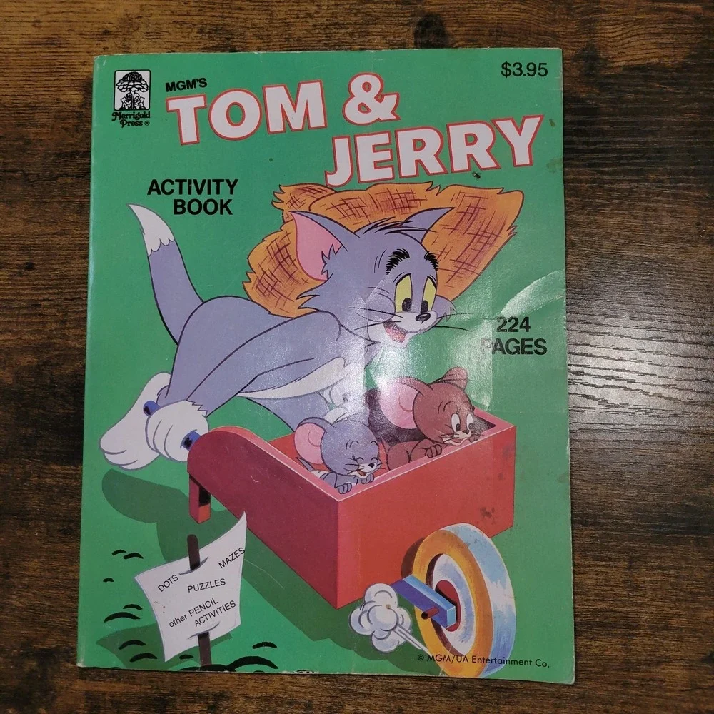 VINTAGE MGM'S TOM & JERRY ACTIVITY‎ BOOK (1984, 224 PAGES) -- FREE SHIPPING!!!